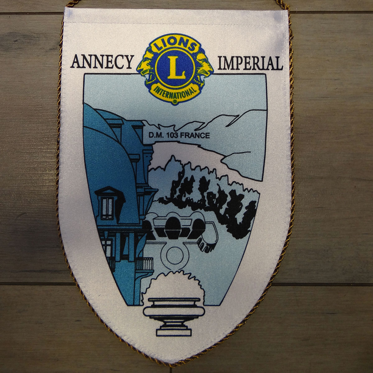 fabricant de fanions