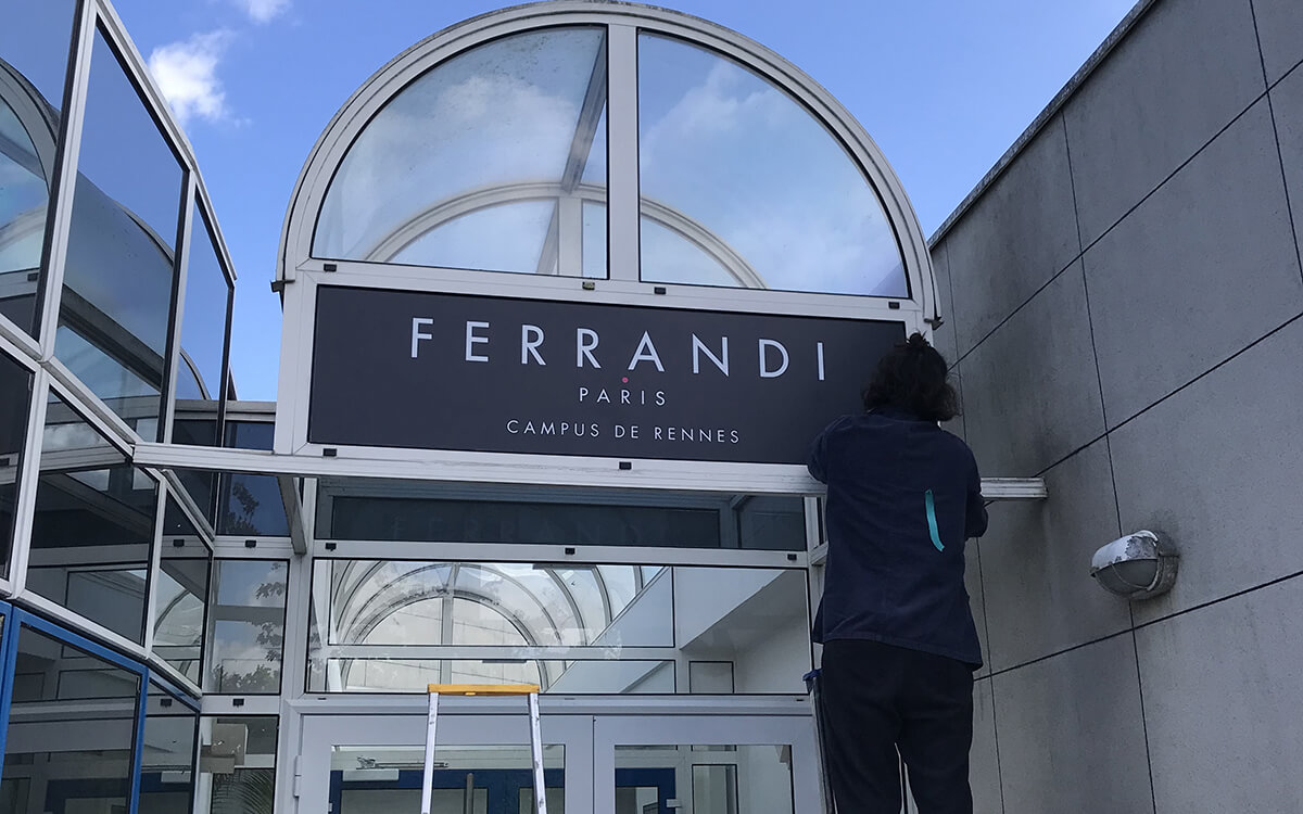 institutions-cci-02-tinified