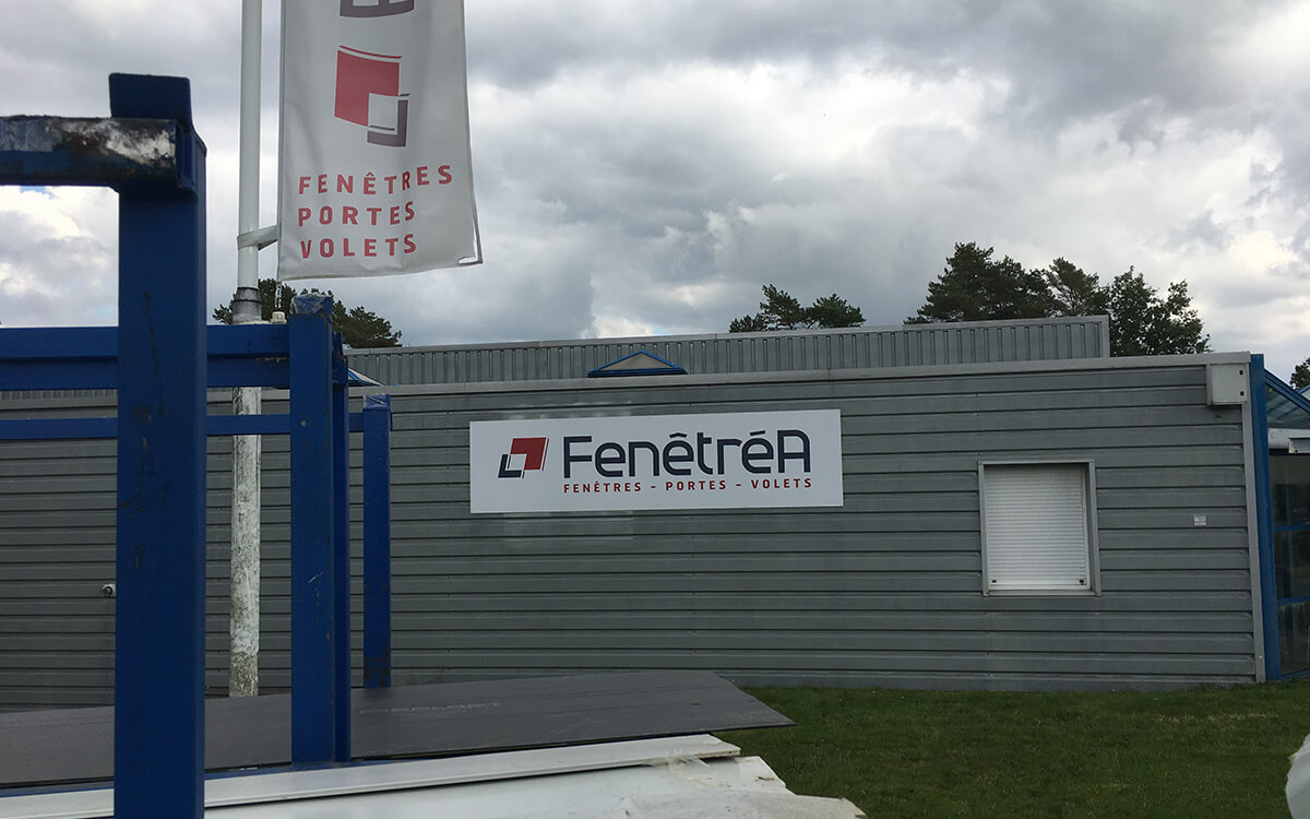 magasins-et-centres-commerciaux-fenetrea-03-tinified