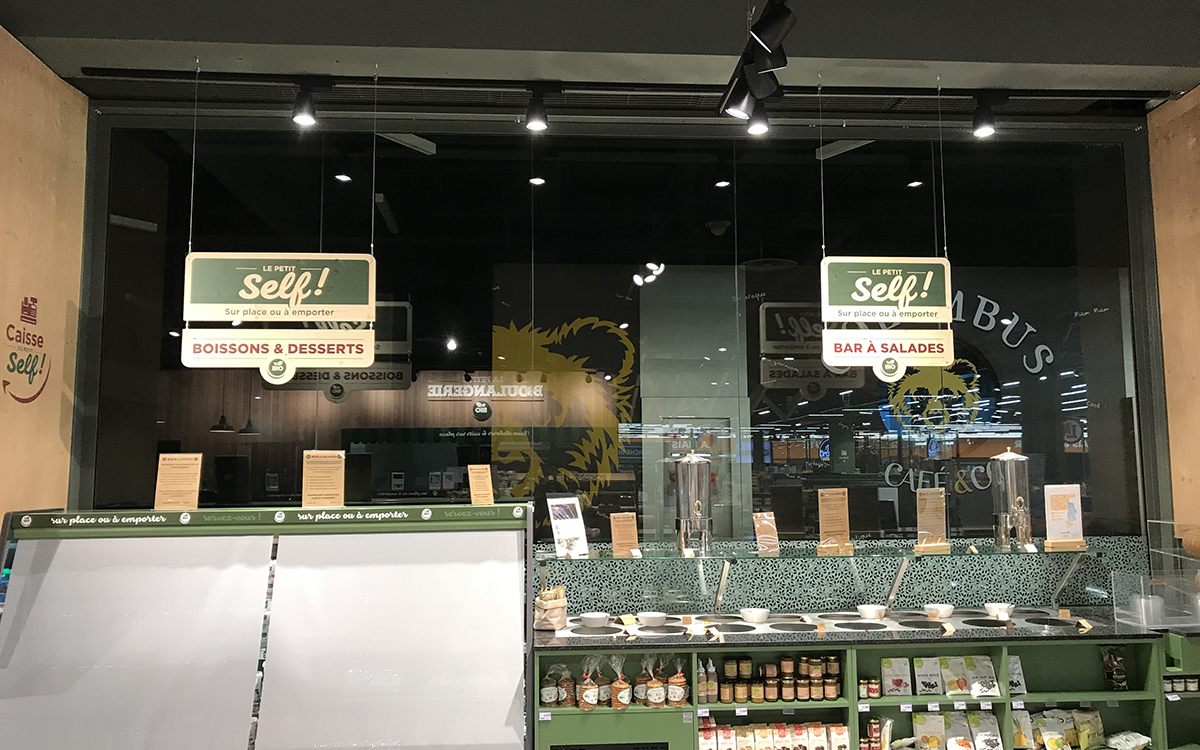 petit-marche-pose-enseigne-01