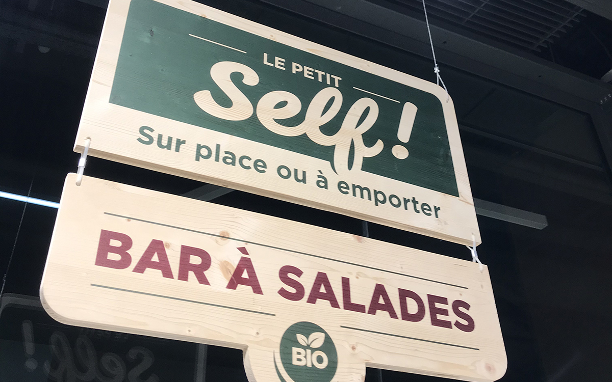 petit-marche-pose-enseigne-02